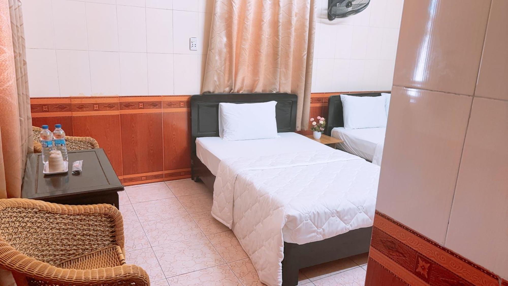 Hong Ha Guest House Хюэ Экстерьер фото